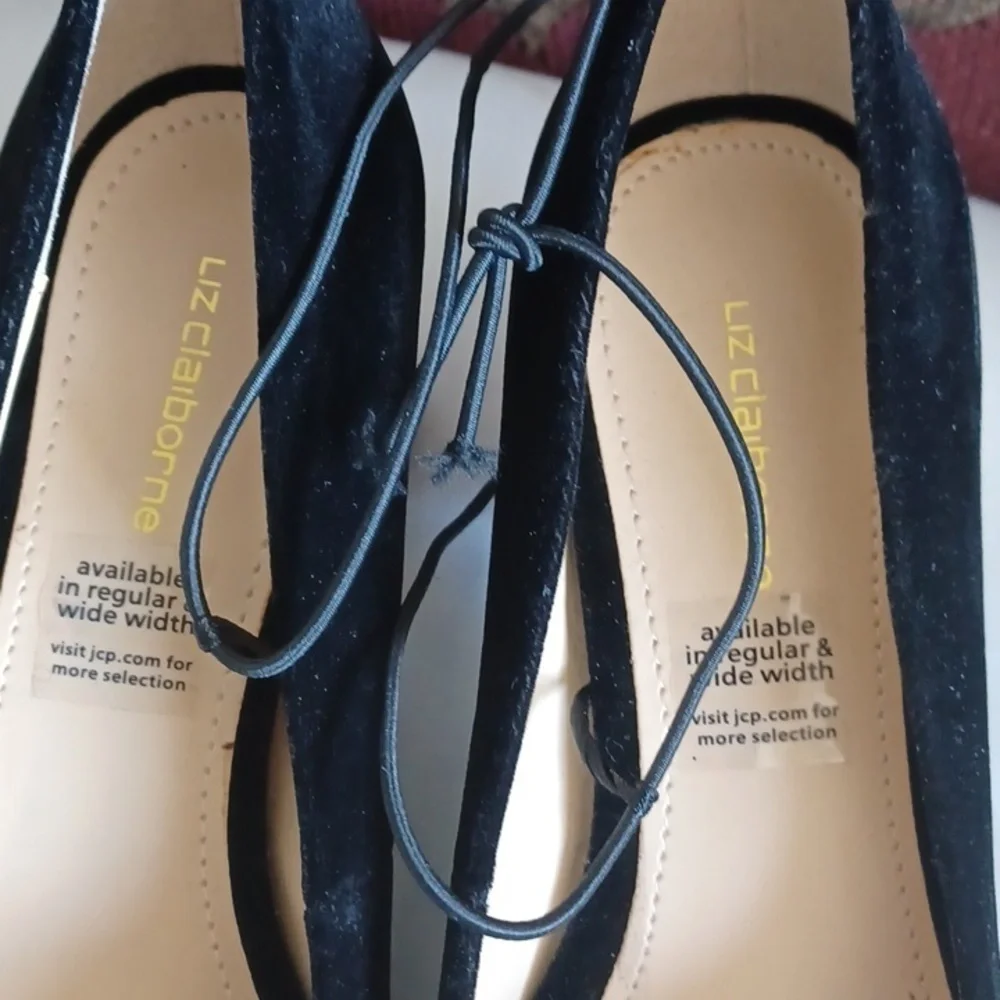 Liz Claiborne glitter heels, black velvet,  New, sz 5.5, no tags